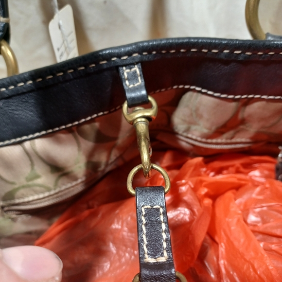 Coach legacy tote - Picture 5 of 10